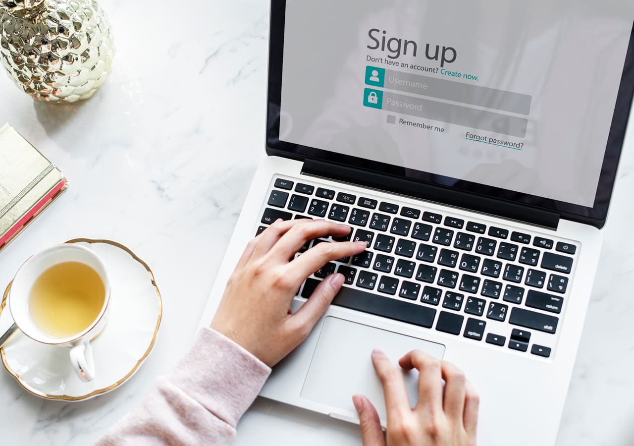 Person filling up a form