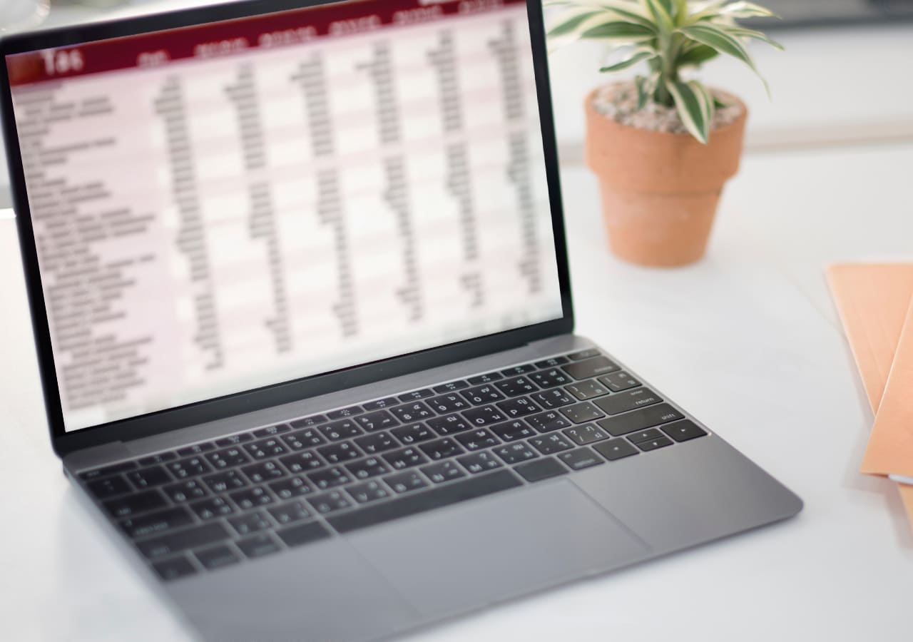 Laptop with list of pre-qualified candidates